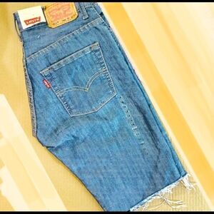 Levi’s 511 Skinny Cut off Shorts Unisex